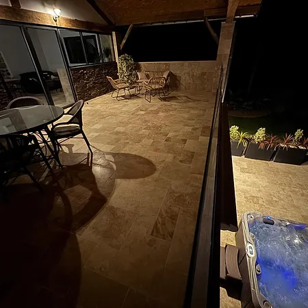 Privat bolig Le Petit Bascans Jacuzzi Piscine Salle De Sport