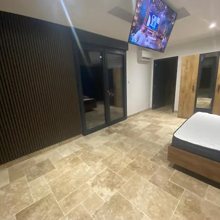 Le Petit Bascans Jacuzzi Piscine Salle De Sport Privat bolig Villeneuve-Lecussan
